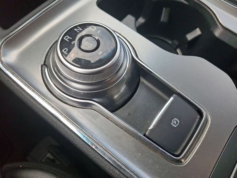 Certified 2024 Ford Edge Titanium image 18