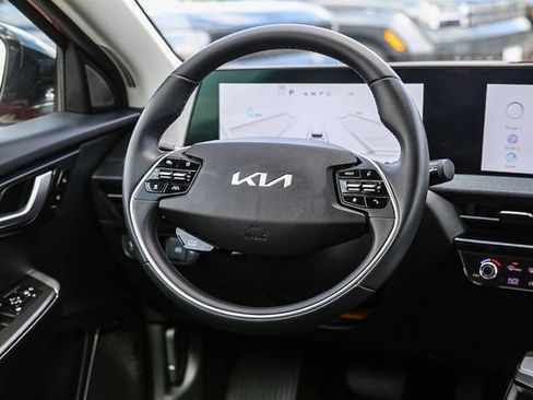Used 2024 Kia EV6 Wind RWD image 17