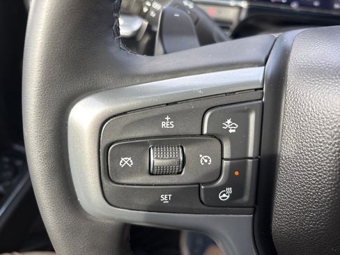 Used 2025 Chevrolet Silverado 1500 LTZ w/ LTZ Premium Package image 17