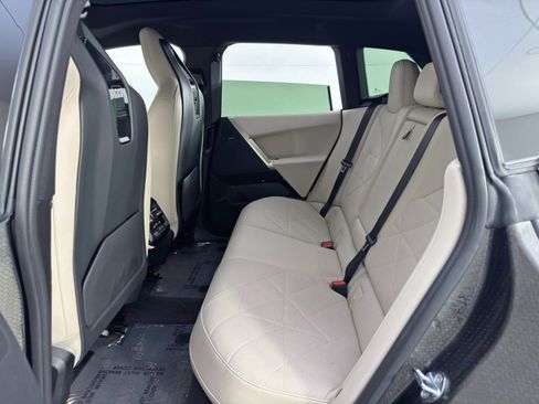 Used 2022 BMW iX xDrive50 w/ Premium Package image 44