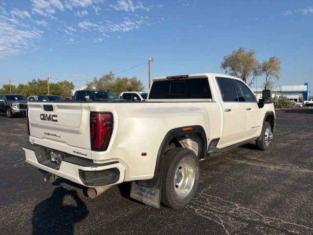 Used 2024 GMC Sierra 3500 Denali w/ Denali Reserve Package AWD/4WD image 8
