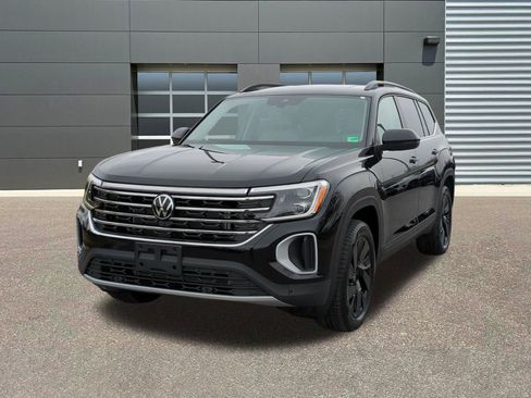 New 2026 Volkswagen Atlas SEL Premium R-Line image 3