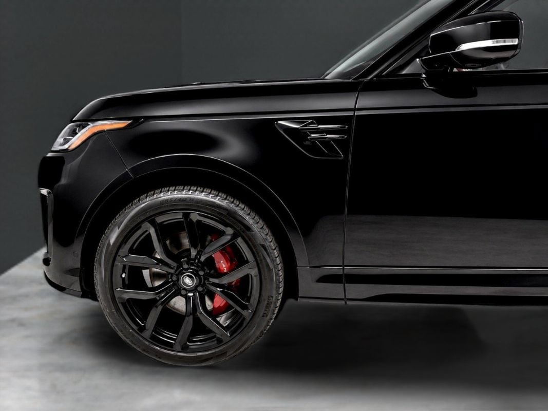 Used 2020 Land Rover Range Rover Sport SVR AWD/4WD image 9