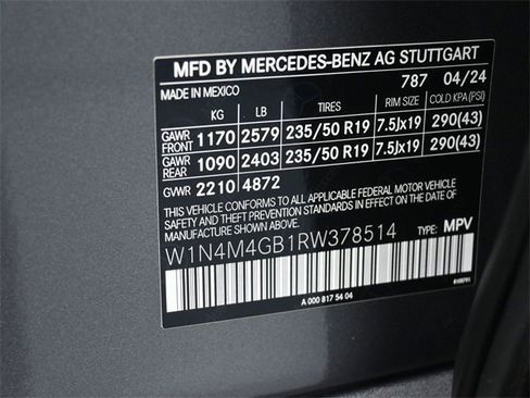 New 2024 Mercedes-Benz GLB 250 image 18