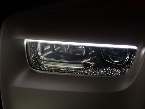 Certified 2023 Rolls-Royce Phantom Sedan w/ The Phantom Package image 38