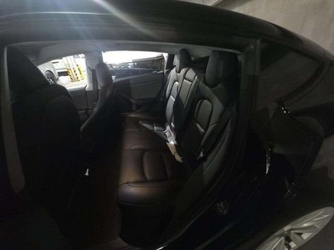 Used 2023 Tesla Model 3 Standard Range RWD image 11