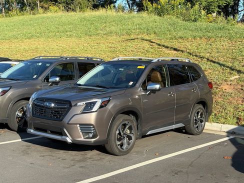 Certified 2024 Subaru Forester Touring AWD/4WD image 3
