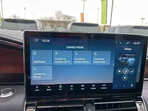 Used 2023 Lincoln Navigator Reserve image 25