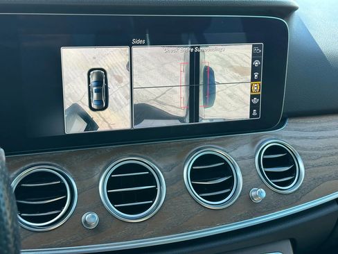 Used 2018 Mercedes-Benz E 300 E 300 Sedan 4D image 47