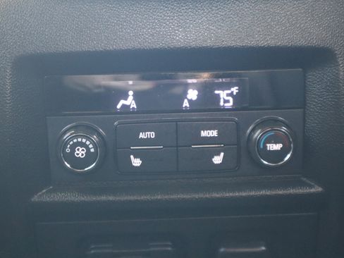 Used 2024 Chevrolet Traverse Premier w/ Redline Edition image 24