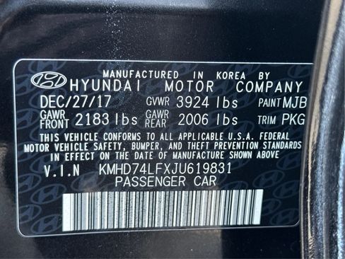 Used 2018 Hyundai Elantra SE image 19