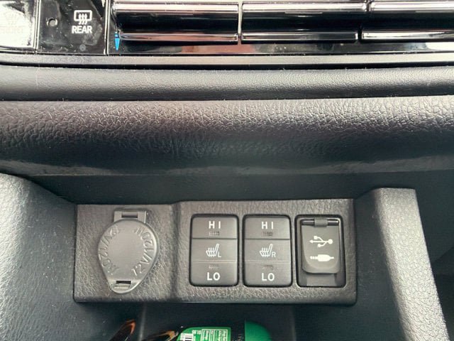 Used 2019 Toyota Corolla XLE w/ Body Protection Package FWD image 19