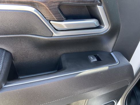 Used 2025 Chevrolet Silverado 3500 LTZ w/ LTZ Texas Edition image 22