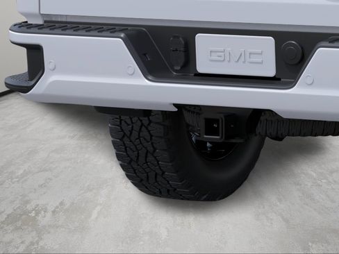 New 2026 GMC Sierra 2500 AT4 w/ Technology Package AWD/4WD image 14