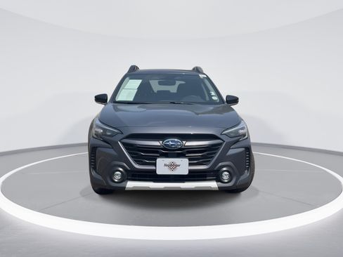 Certified 2024 Subaru Outback Limited AWD/4WD image 2