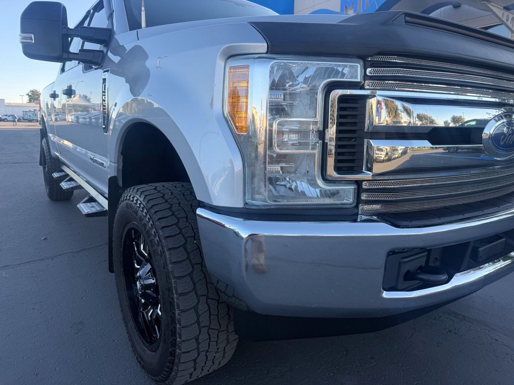 Used 2017 Ford F250 XLT AWD/4WD image 10