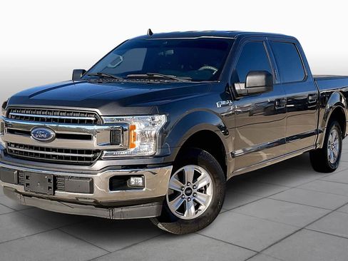 Used 2019 Ford F150 XLT image 2