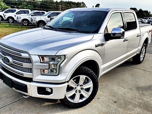 Used 2015 Ford F150 Platinum w/ Trailer Tow Package AWD/4WD image 3