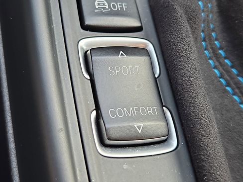 Used 2017 BMW M2 image 25