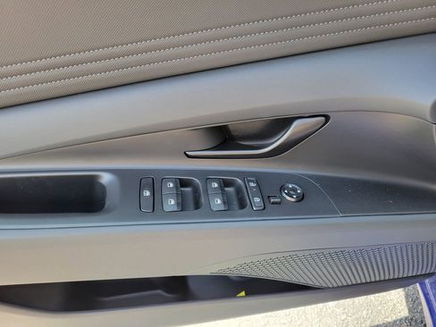 New 2025 Hyundai Elantra Sport image 7