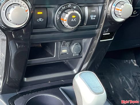 Certified 2024 Toyota 4Runner TRD Off-Road Premium w/ Moonroof Package AWD/4WD image 30