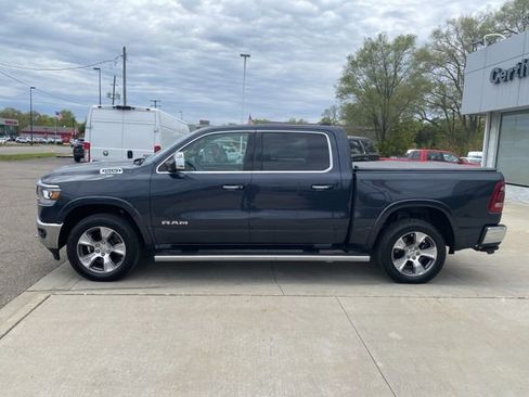 Used 2020 RAM 1500 Laramie AWD/4WD image 9