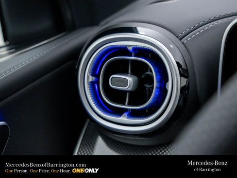 New 2026 Mercedes-Benz GLC 300 4MATIC image 33