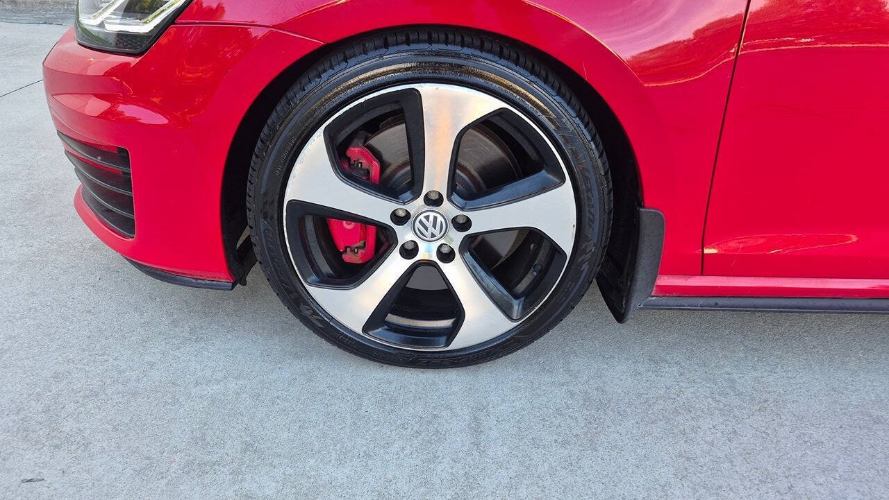 Used 2015 Volkswagen GTI Autobahn w/ Lighting Package (SEL) FWD image 13