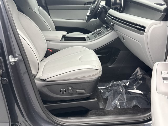 Used 2025 Hyundai Palisade SEL AWD/4WD image 18