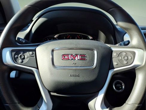 Used 2023 GMC Terrain SLE w/ Driver Convenience Package FWD image 30
