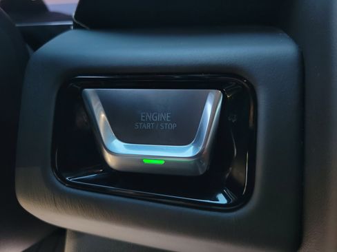 Certified 2025 GMC Yukon AT4 Ultimate image 33