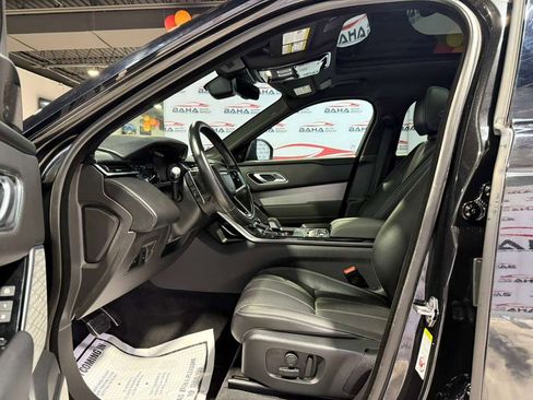 Used 2022 Land Rover Range Rover Velar R-Dynamic S image 17