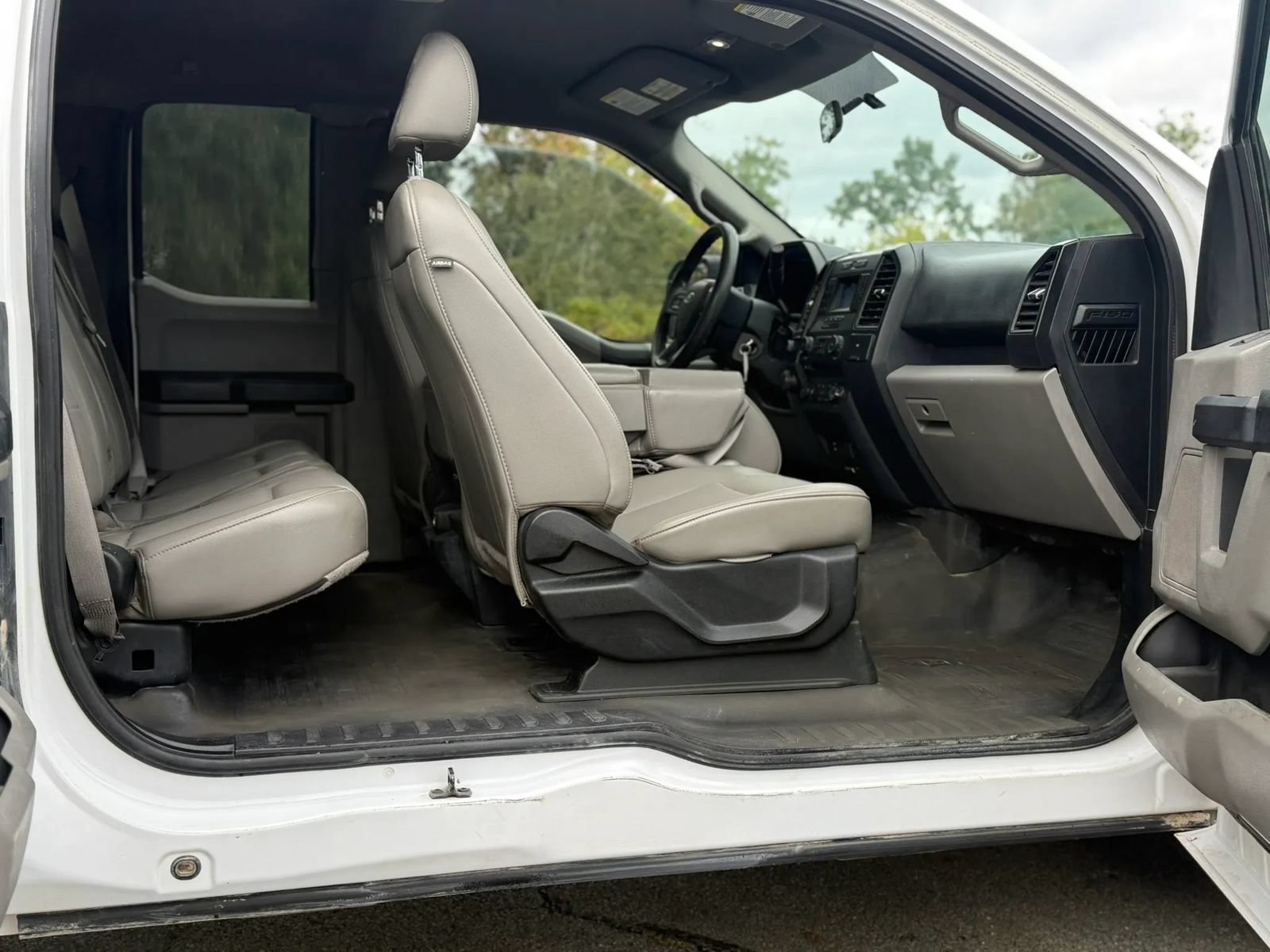 Used 2018 Ford F150 XL w/ Equipment Group 101A Mid AWD/4WD image 17