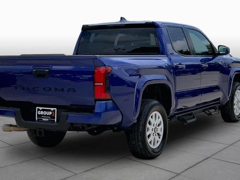 Used 2025 Toyota Tacoma SR5 RWD image 13