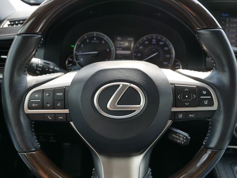 Used 2016 Lexus ES 350 w/ Luxury Package w/Wood Trim FWD image 25