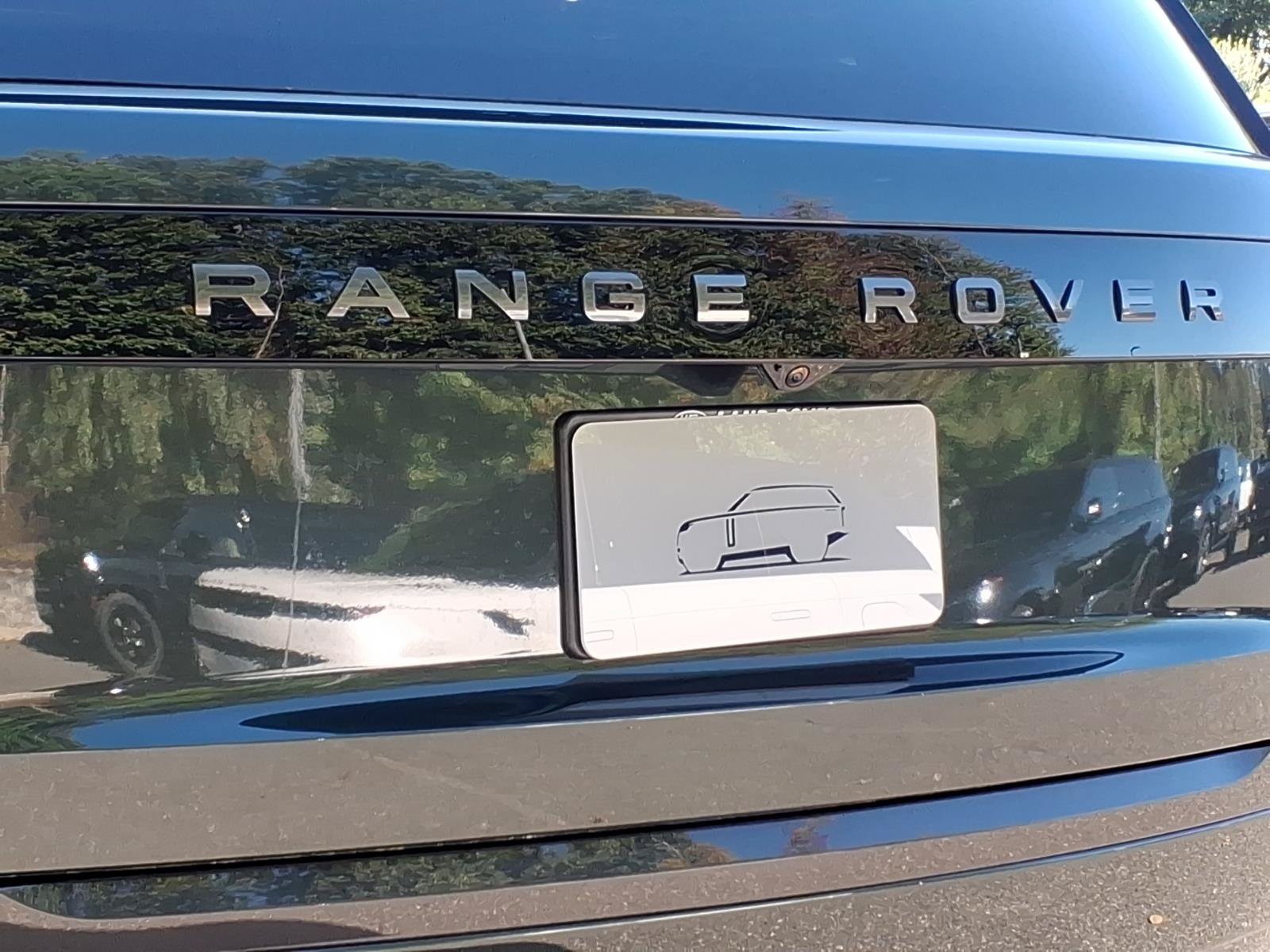 New 2027 Land Rover Range Rover Long Wheelbase SE AWD/4WD image 19