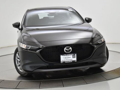 New 2026 MAZDA MAZDA3 s FWD image 4