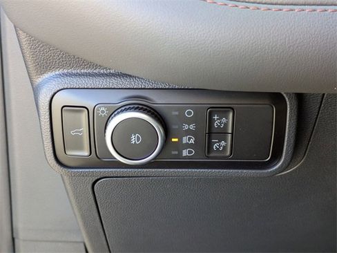 New 2025 Ford Explorer Active w/ Active Comfort Package image 15