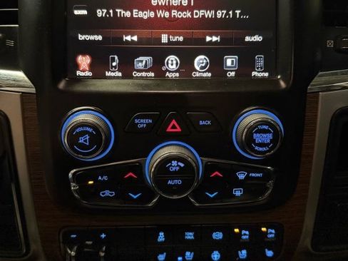 Used 2016 RAM 3500 Laramie w/ Cold Weather Group AWD/4WD image 20