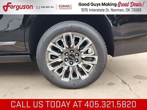New 2026 GMC Yukon Denali Ultimate AWD/4WD image 65