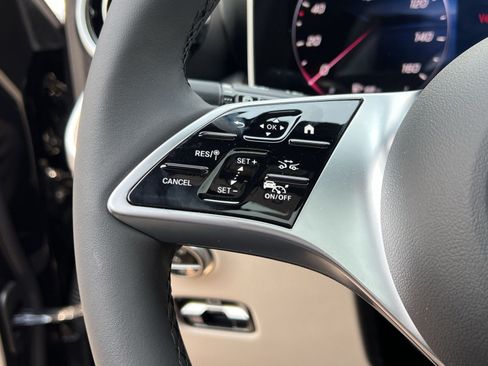 New 2026 Mercedes-Benz GLC 300 4MATIC image 36