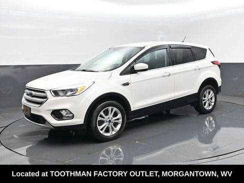 Used 2019 Ford Escape SE AWD/4WD image 1
