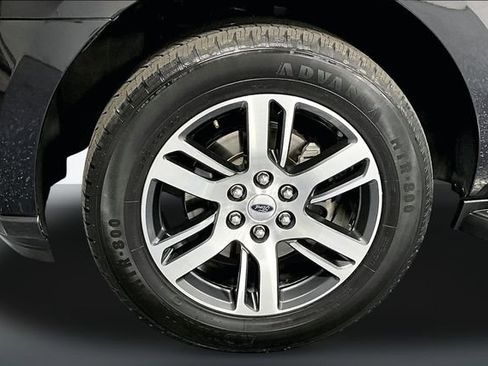 Used 2024 Ford Expedition Max Limited AWD/4WD image 32