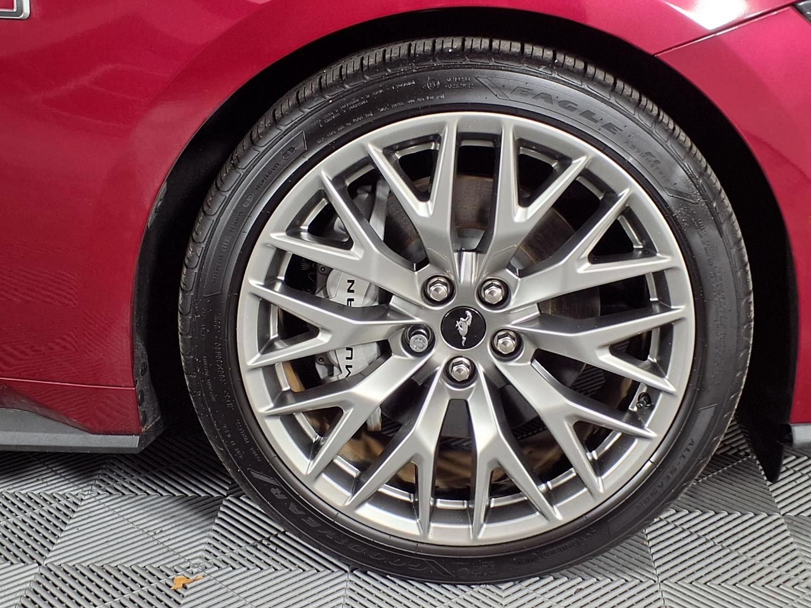 Used 2025 Ford Mustang GT Premium RWD image 30