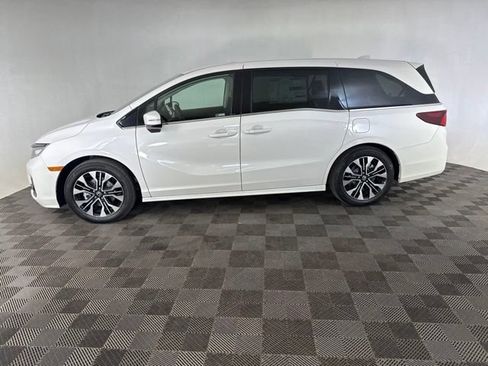 Certified 2026 Honda Odyssey Elite image 9