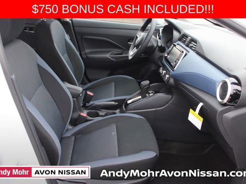 New 2025 Nissan Versa SV image 11