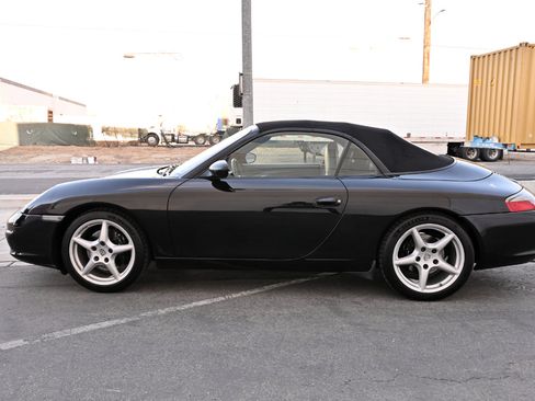 Used 2004 Porsche 911 Cabriolet image 5