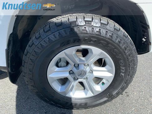 Used 2023 Toyota 4Runner SR5 Premium image 9