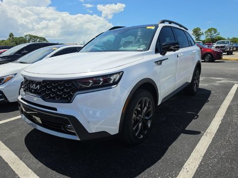 Certified 2023 Kia Sorento SX Prestige AWD/4WD image 6