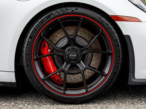 Used 2023 Porsche 911 GT3 RWD image 15